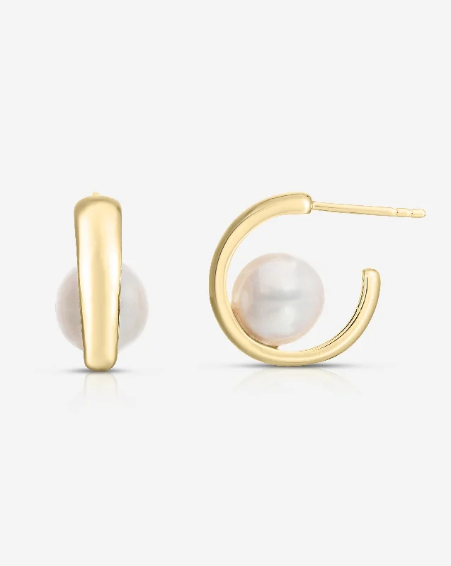 Herringbone Gold Chain Petite Floating Pearl Huggies