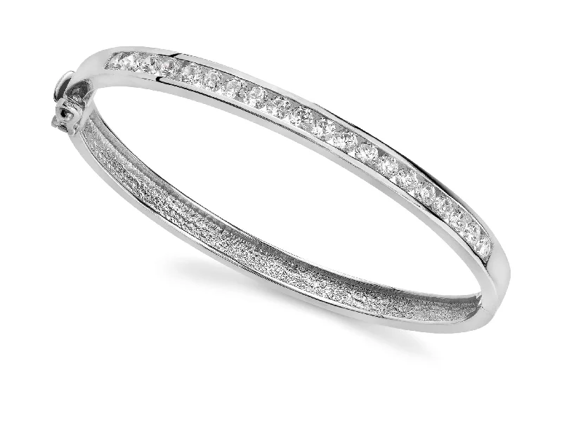 Channel Set Diamond Bangle with 2.00 ct.(finished) 3mm