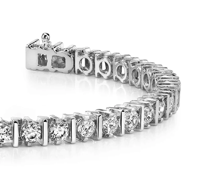 Classic Diamond Link Prong Set Diamond Tennis Bracelet with 4.10 ct.(finished) 3.0mm