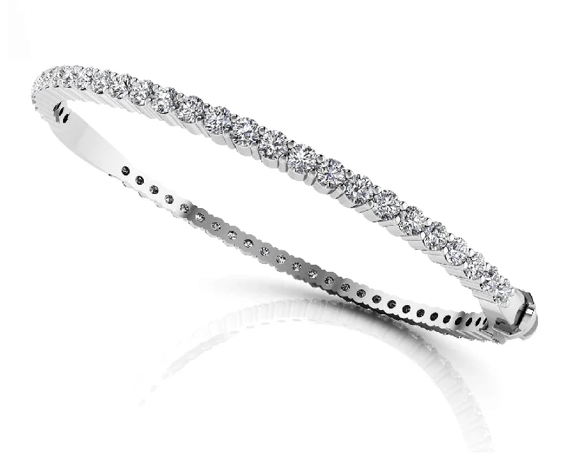 Endless Elegance Diamond Bangle with 3.24 ct.(finished) 2.5mm