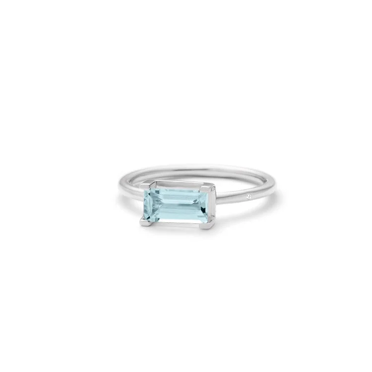 Nord Blue 18K Whitegold Ring w. Aquamarine & Diamond